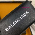 2022年6月人気新作バレンシアガブランド財布.SIZE: 10 x 20 x 2CM