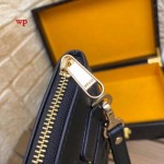 2022年秋冬新作入荷 グッチメンズの手に持つバッグ人気28cm