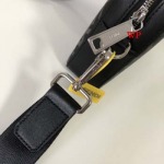 2022年秋冬人気新作高品質  フェンディ バッグ .23-16-5cm