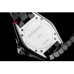 新作入荷 J12シャネル  腕時計38mm