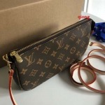 2022年11月秋冬高品質新作入荷ルイヴィトン M40712ブランドバッグ qiong工場 size：23*13