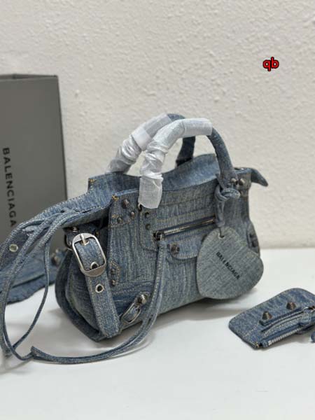 2023年春夏新作入荷 バレンシアガ バッグ qb工場 size:26x13x18cm