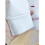 2023年4月6日春季新作入荷プラダメンズの 上下セットweika工場