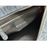 2023年春夏新作入荷 バレンシアガ バッグ qb工場 size:26x13x18cm