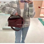 2023年4月新作入荷原版復刻 LOEWE バッグ tu工場 SIZE:18*12.5*8CＭ