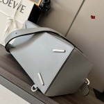 2023年4月新作入荷原版復刻 LOEWE バッグ tu工場 SIZE:35*17*24