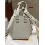 2023年4月新作入荷原版復刻 LOEWE バッグ yuandan2工場 SIZE:19.5*14