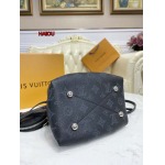 2023年4月18日新作入荷原版復刻ルイヴィトンm57201バッグ haiou工場★超厳選★入手困難な SIZE:9*22*14