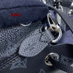 2023年4月18日新作入荷原版復刻ルイヴィトンm57201バッグ haiou工場★超厳選★入手困難な SIZE:9*22*14