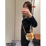 2023年4月原版復刻新作入荷 LOEWE バッグ dingji工場15x12.5x8cm