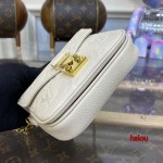 2023年5月30日原版復刻新作入荷 m81390 ルイヴィトン バッグ haiou工場14*11*3.5cm