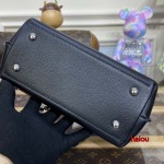 2023年5月30日原版復刻新作入荷 ルイヴィトンM21088 バッグ haiou工場23 x 17 x 10