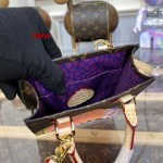 2023年5月30日原版復刻新作入荷 ルイヴィトン M82112バッグ haiou工場size:14 x 17 x 5cm