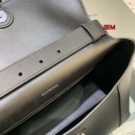 原版復刻新作入荷 Hourglass bag  バレンシアガバッグ 工場人気販売中 SIZE:32-16-21cm