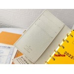 2023人気新作入荷ルイヴィトンメモ帳HUAHUA 工場 SIZE:10/12 cm