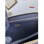2023人気新作入荷プラダ財布 HUAHUA 工場 SIZE:19*12cm