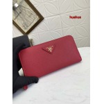 2023人気新作入荷プラダ財布 HUAHUA 工場 SIZE:19*12cm