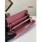 2023人気新作入荷プラダ財布 HUAHUA 工場 SIZE:19*12cm