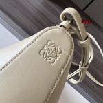 2023年早秋新作入荷高品質 LOEWE バッグ LOW1工場 SIZE:28*17*9.5CM