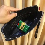 2023年早秋新作入荷 バーバリースクエアフォルムクラッチバッグ3工場.28-18-3