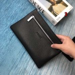 2023年早秋新作入荷 バーバリースクエアフォルムクラッチバッグ3工場.28-18-3