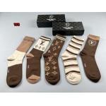 2023年新品人気 ルイヴィトン 靴下一箱5足セット