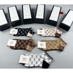 2023年新品人気 グッチ 靴下一箱5足セット