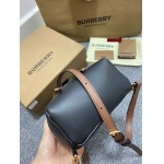 2023年早秋新作入荷高品質バーバリー バッグ manqi工場 SIZE:16x8x18.5