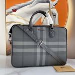 2023年11月16日秋新品入荷 バーバリー  wp工場38 x 9 x 28cm