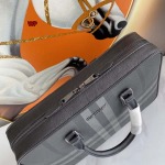 2023年11月16日秋新品入荷 バーバリー  wp工場38 x 9 x 28cm