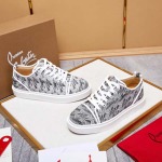 高品質新品入荷 クリスチャンルブタンスニーカーchsh工場35-46