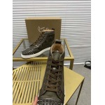 高品質新品入荷 クリスチャンルブタンスニーカーchsh工場