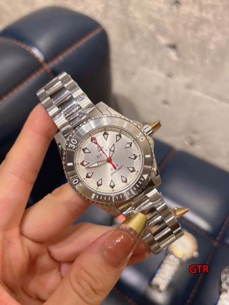 グッチ高品質40mm石英電池式 腕時計