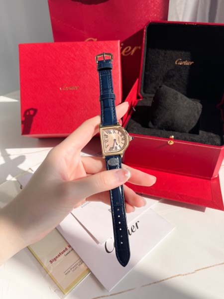 カルティエ 高品質33mm 石英電池式腕時計