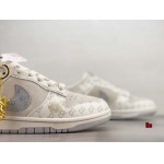 2024新品グッチ NIKE DUNK ナイキ スニーカー LIE工場