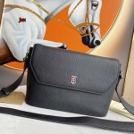 2024年3月19日早春新作入荷バーバリーバッグ メンズ jux工場29 x 8.5 x 17.5cm