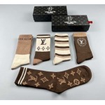 2024年新品人気ルイヴィトン 靴下一箱5足セット