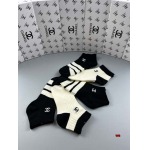 2024年新品人気シャネル靴下一箱5足セット