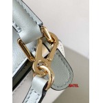 2024年春夏新作入荷高品質 LOEWE バッグ jiatel工場 SIZE:18～12.5～8CM