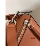 2024年春夏新作入荷高品質 LOEWE バッグ jiatel工場 SIZE:36CM～23CM～19CM