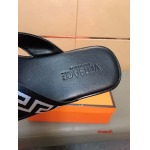 2024年7月2日新品入荷ヴェルサーチスリッパ   chuanzh工場