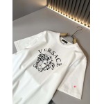 2024年7月30日新品入荷ヴェルサーチ半袖 Tシャツ FF工場