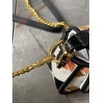 2024年8月1日新品入荷FENDI バッグ XX工場 SIZE:26-5-15