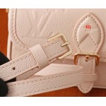 2024年8月秋冬高品質新作入荷ルイヴィトンバッグ  3Q工場 size：19x10.5x6CM