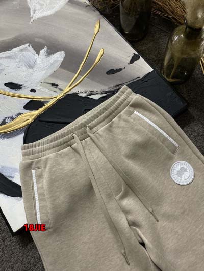 2025年11月4日秋冬高品質新品入荷 C a n a d a G o o s e ダウンジャケット BF工場