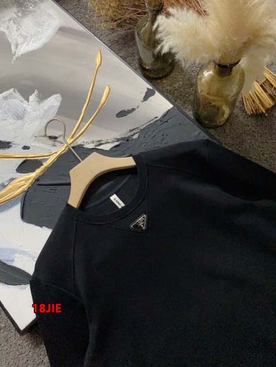 2024年9月12日早秋高品質新品入荷  PRADA スウェット  18JIE工場