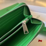 2024年原版復刻新品入荷ボッテガヴェネタ牛革を編む 財布 JING工場 SIZE:19x10x2