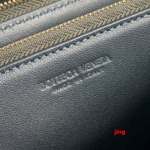 2024年原版復刻新品入荷ボッテガヴェネタ 財布 JING工場 SIZE:19x10x2