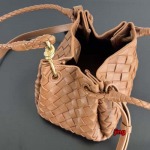 2024年原版復刻新品入荷ボッテガヴェネタ バッグ JING工場 SIZE:21X17X16.5cm