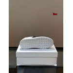 2024年9月30日早秋原版復刻新品入荷VALENTINOスニーカー LIUX工場